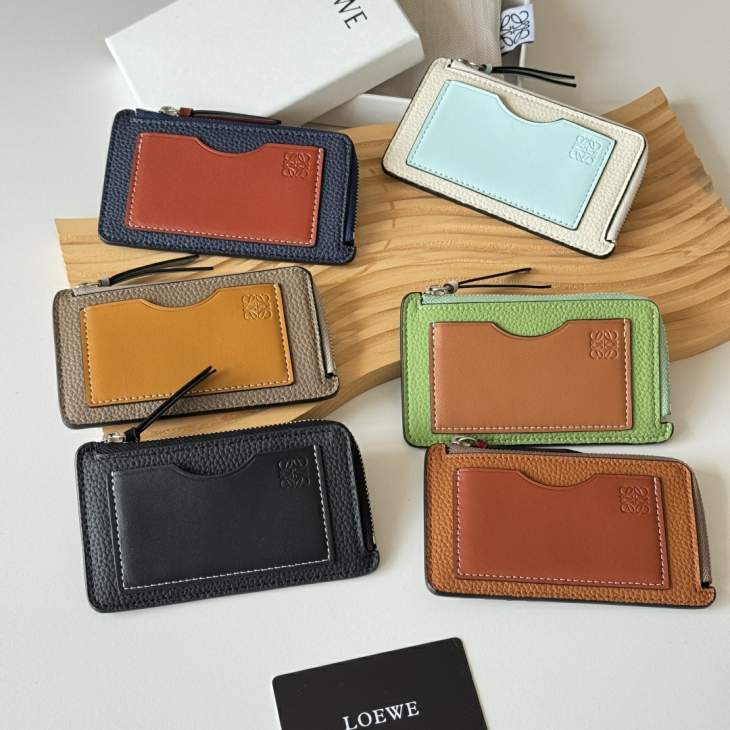 Picture of Loewe Wallets _SKUfw239900054fw